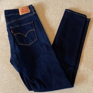 Levi’s skinny jeans